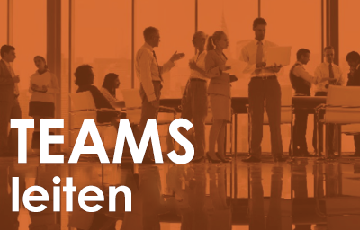 Grafik, die besagt, dass "Teams führen" mit Fachleuten, die im Hintergrund zusammenarbeiten, um zu zeigen, dass der Wert des mittleren Managements in der Lage ist, mehrere Teams zu befähigen